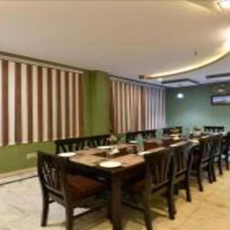 Hotel Chanakya Agra  Kültér fotó