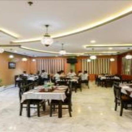 Hotel Chanakya Agra  Kültér fotó
