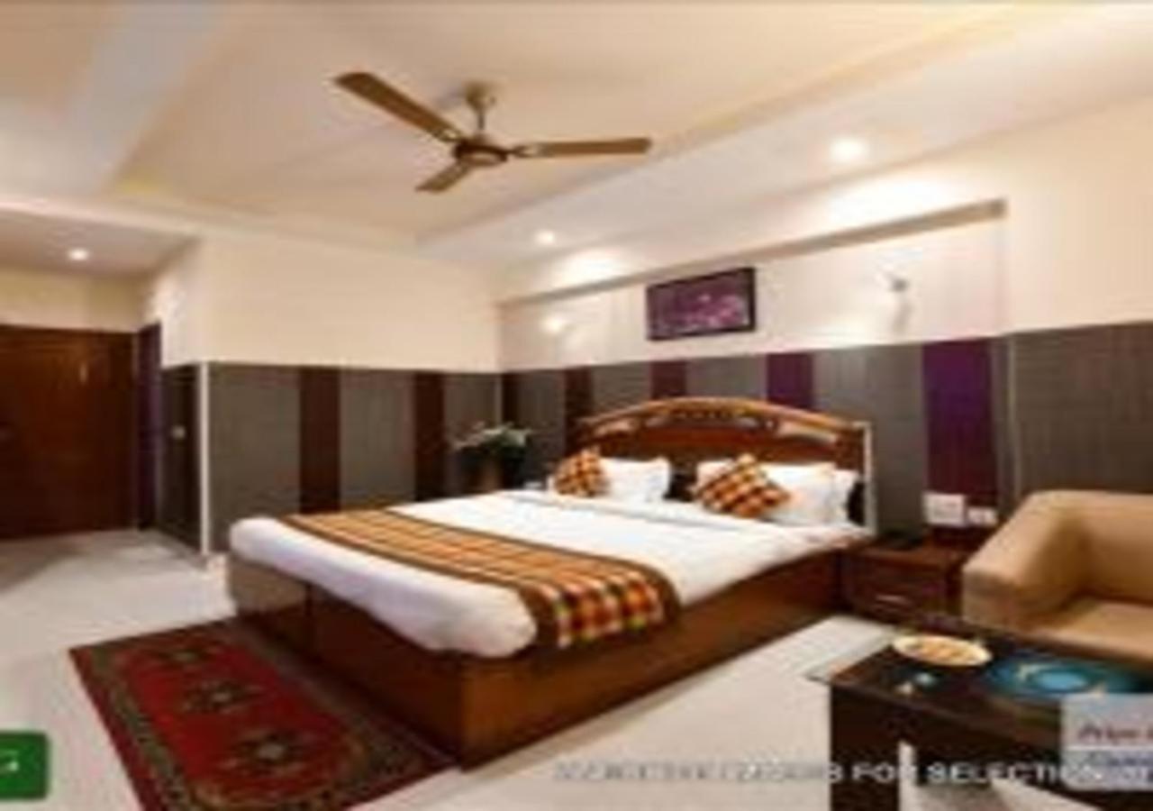 Hotel Chanakya Agra  Kültér fotó