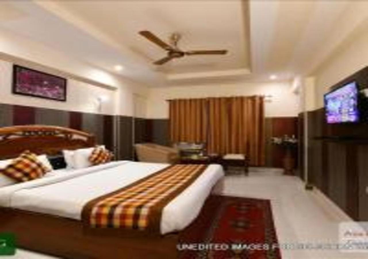 Hotel Chanakya Agra  Kültér fotó