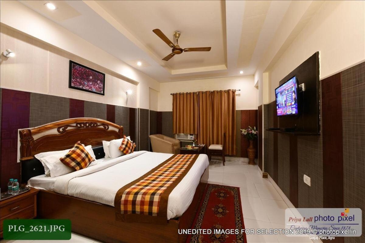 Hotel Chanakya Agra  Kültér fotó