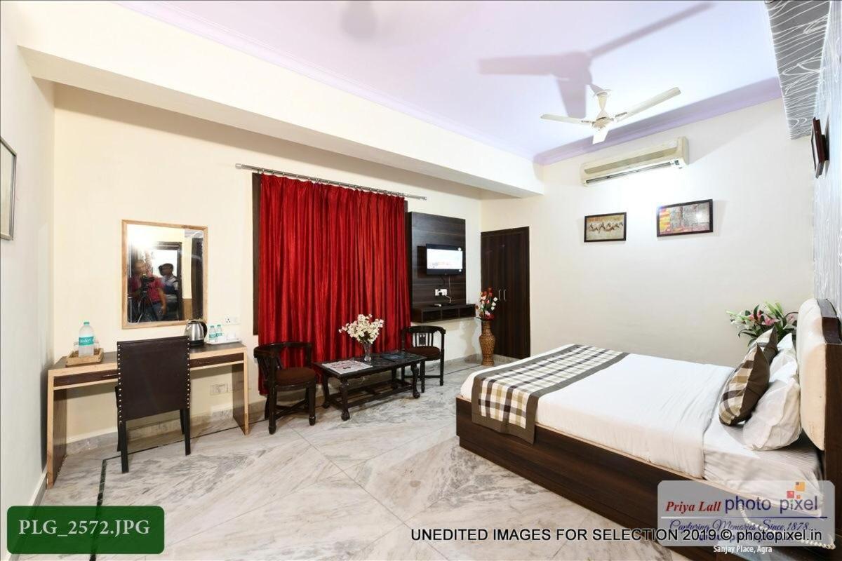 Hotel Chanakya Agra  Kültér fotó
