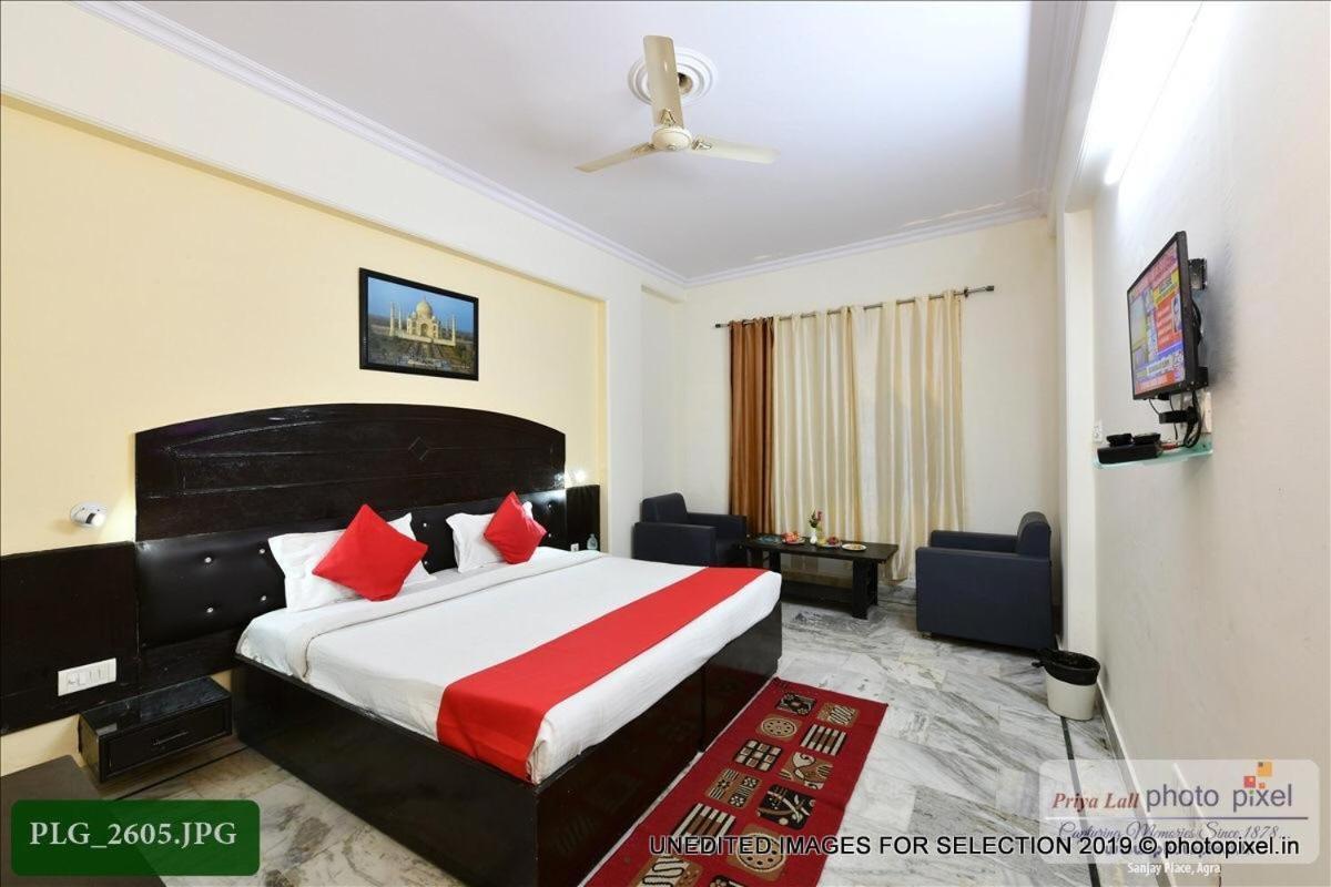 Hotel Chanakya Agra  Kültér fotó