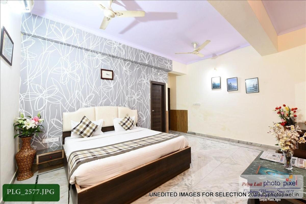 Hotel Chanakya Agra  Kültér fotó